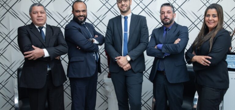 Delivering a Positive CX: 5 Strategies for Digital Leaders