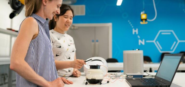 Emerging Tech Innovations: Transforming Enterprise Technology in the AI Era